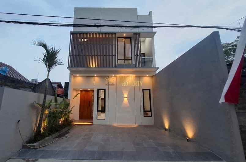 rumah siap huni dekat exit tol maguwoharjo sleman