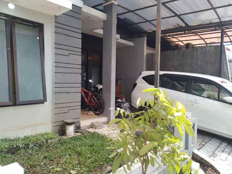 rumah siap huni di karanglo indah malang