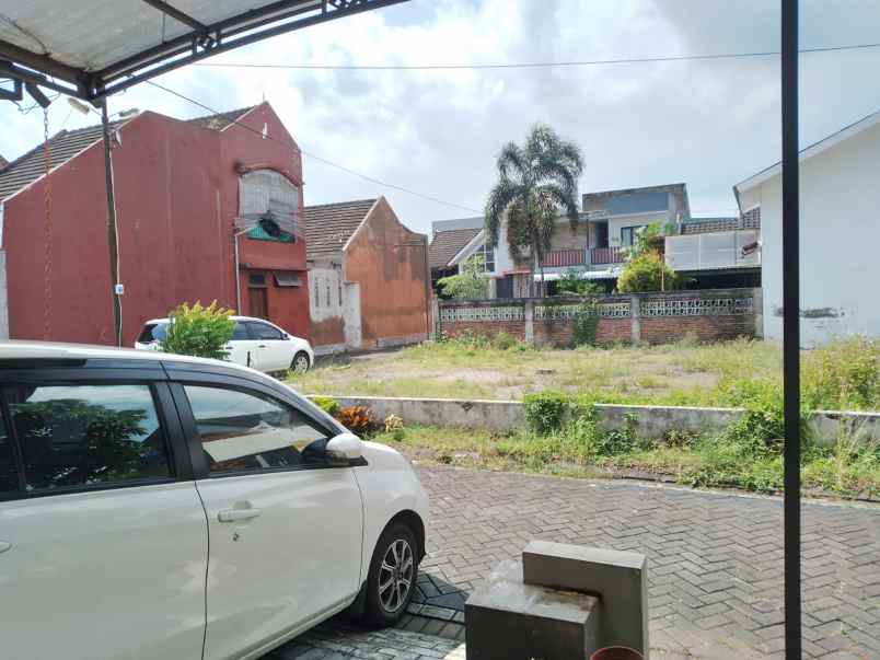 rumah siap huni di karanglo indah malang