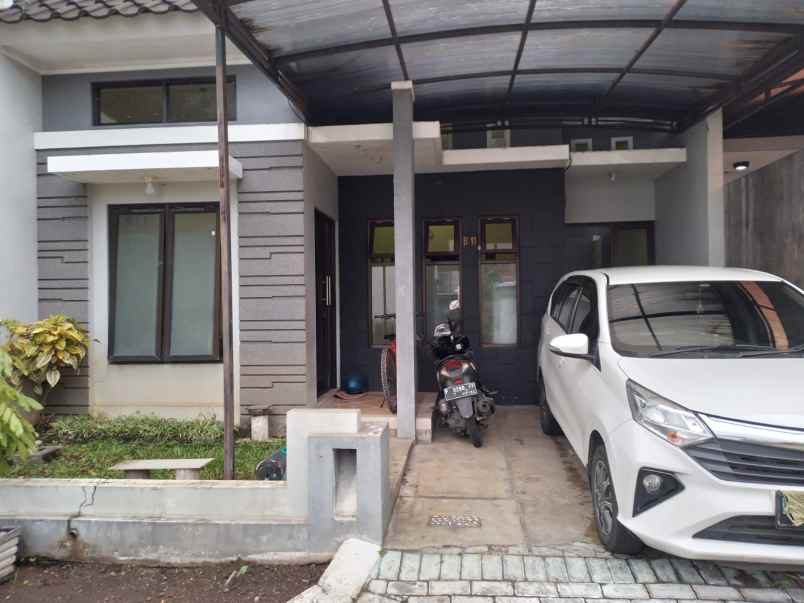 rumah siap huni di karanglo indah malang