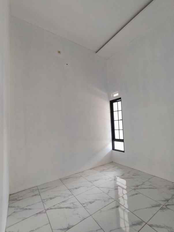 rumah siap huni di setu bekasi