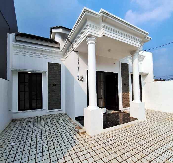 rumah siap huni eropa klasik dekat grand depok city