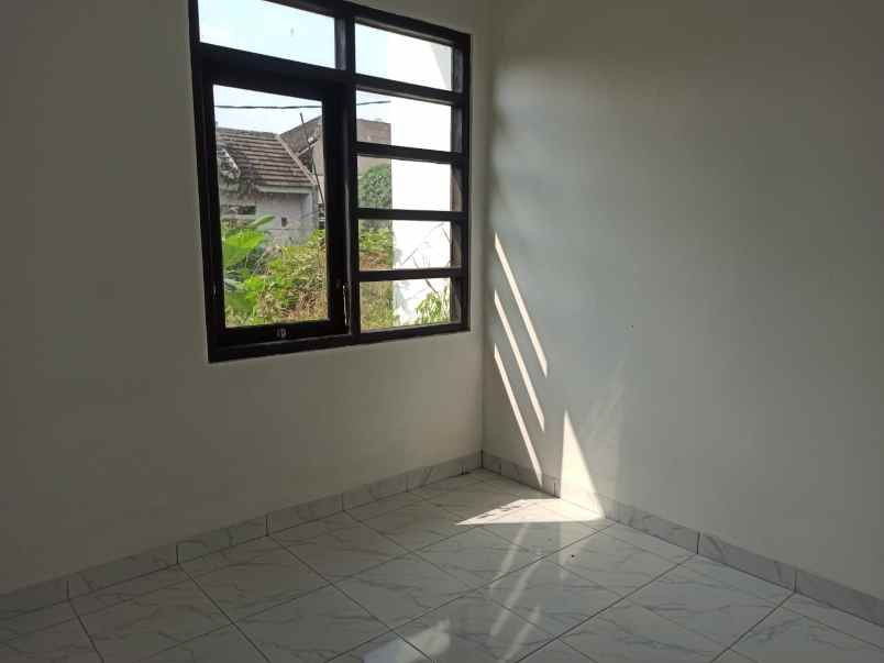 rumah siap huni jual bu di cluster parung bogor elp