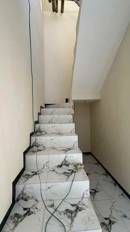 rumah siap huni lokasi dekat rst soepraoen