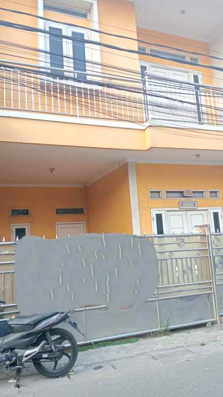 rumah siap huni mepet bintaro