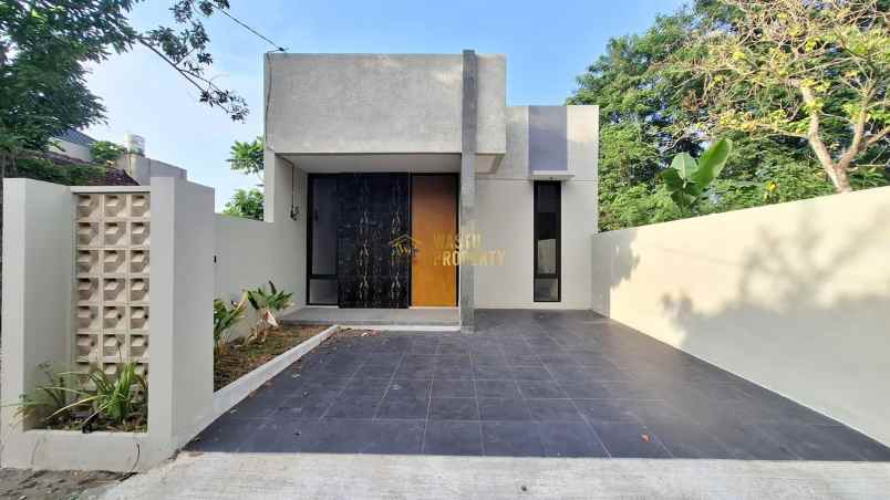 rumah siap huni minimalis modern dekat sd model sleman