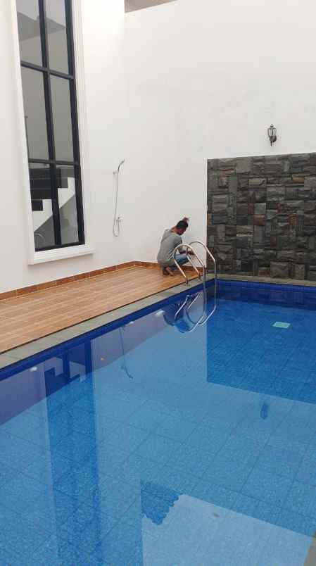 rumah siap huni swimming pool sentul city bogor