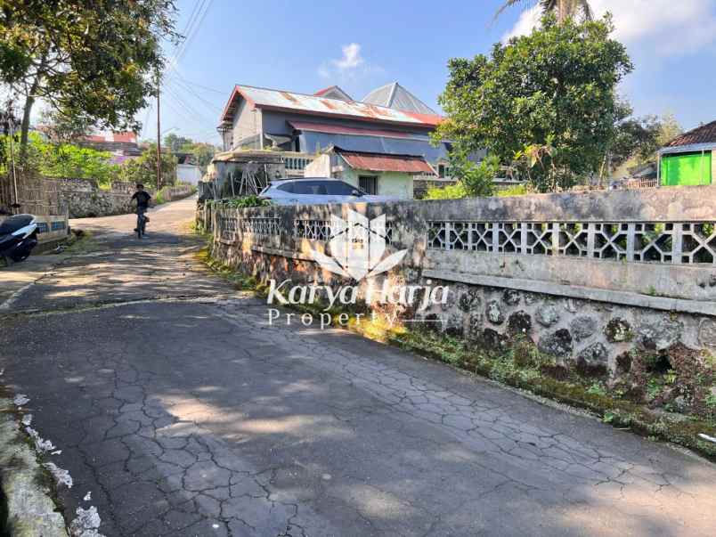 rumah udara dingin kemuning karanganyar