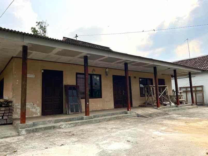 rumah villa siap huni kemuning karanganyar