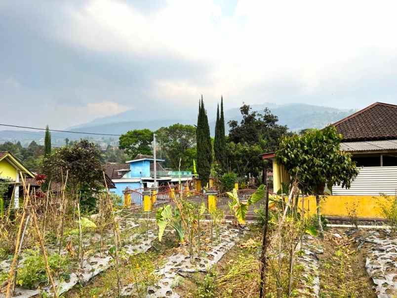 rumah villa siap huni kemuning karanganyar