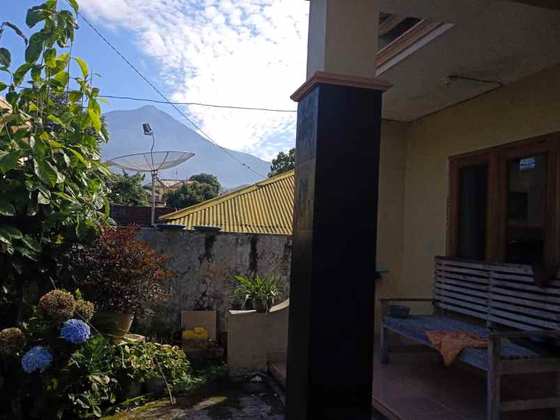 rumah villa siap huni view gunung lawu tawangmangu