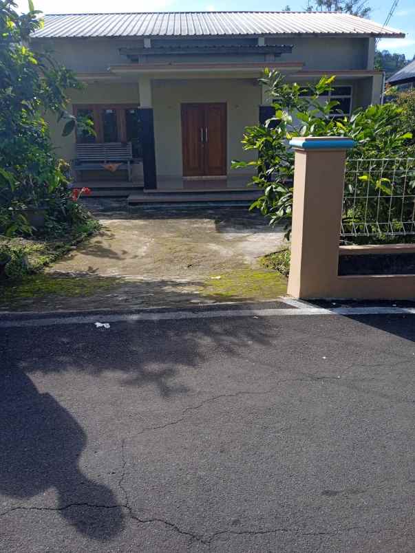 rumah villa siap huni view gunung lawu tawangmangu