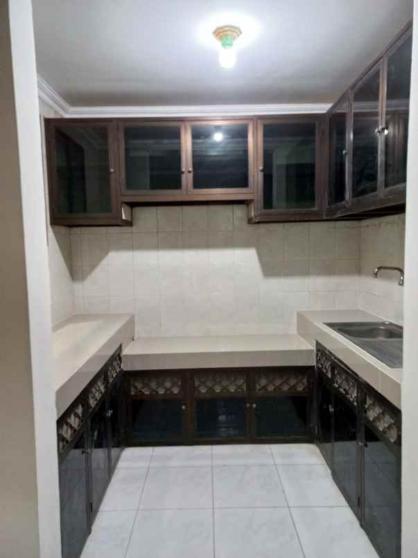 rumah wisma mukti row jln 3 mobil 2 lt full bangunan