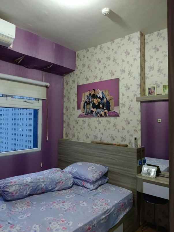 sewa apartemen 2 kamar furnish di green pramuka city