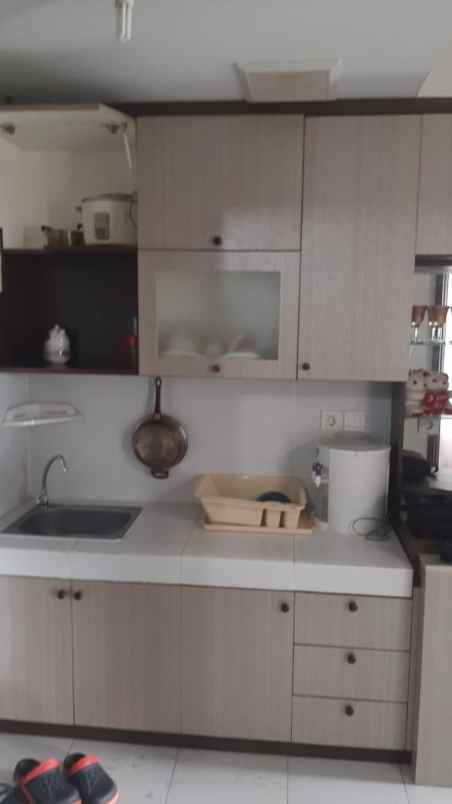 sewa apartemen furnished scientia serpong