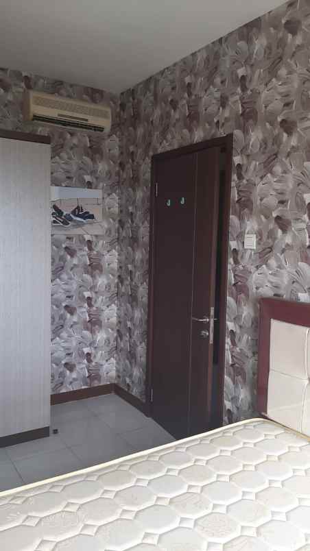 sewa apartemen furnished scientia serpong