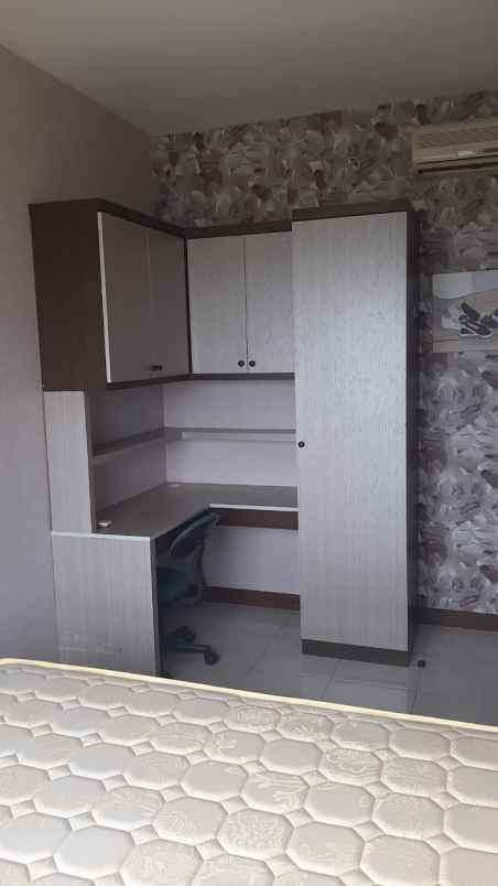 sewa apartemen furnished scientia serpong