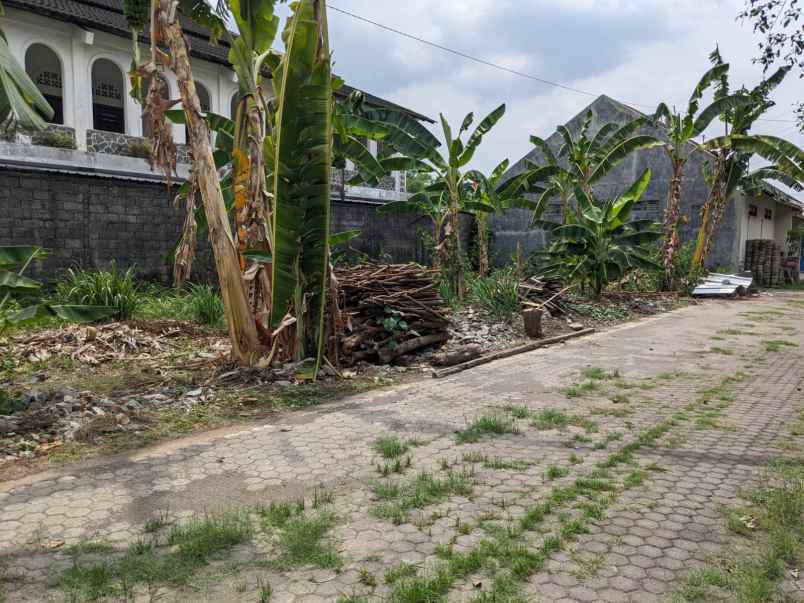 tanah jl kaliurang km 6 jogja 5 menit ke ugm