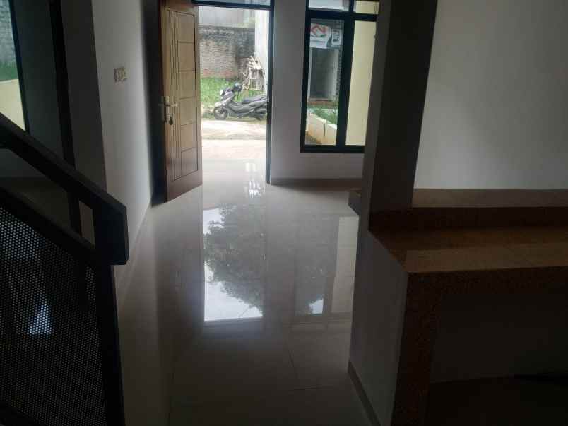 town house cipayung jakarta timur