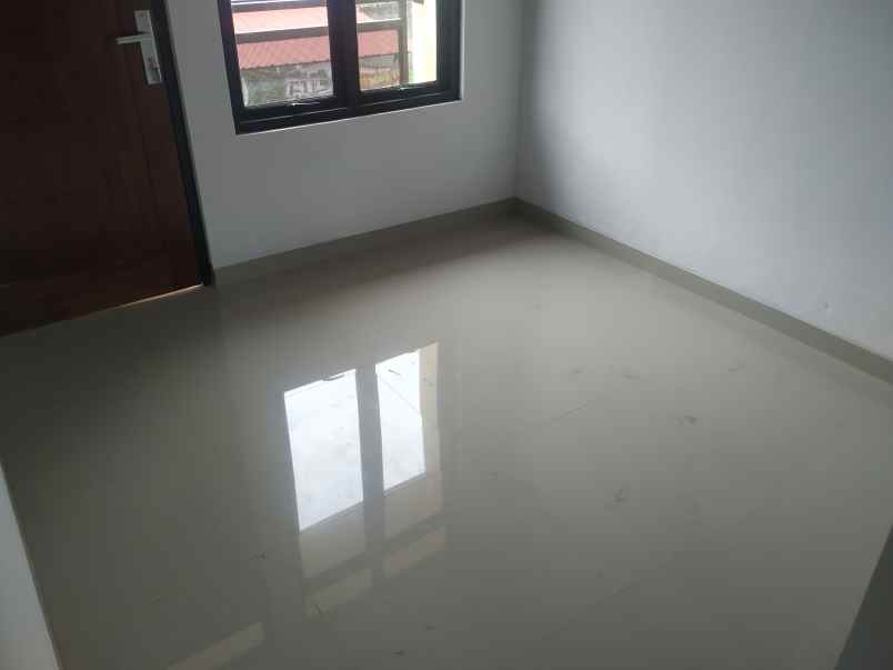 town house cipayung jakarta timur
