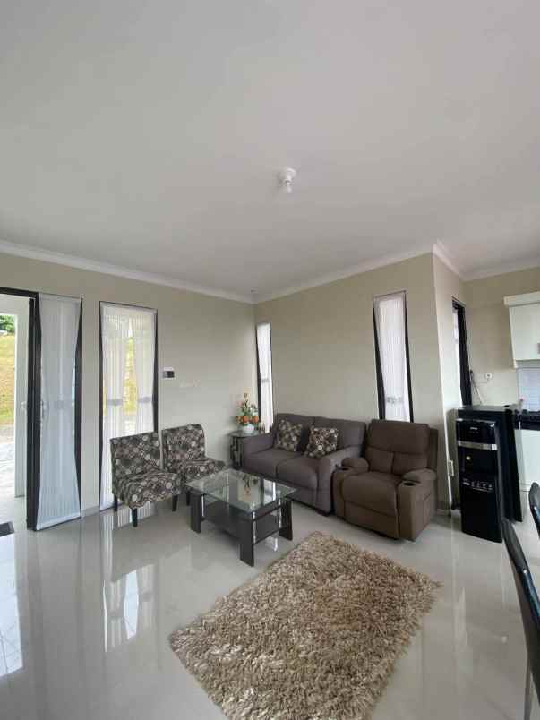 villa kota batu jawa timur