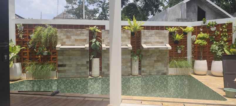 villa siap huni modern tropis di jogja utara