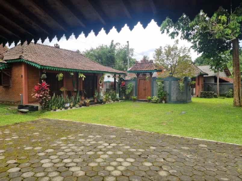 villa view merapi harga nego dijual di turi