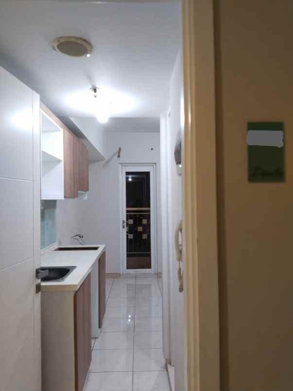 apartemen studio tower davalia summarecon bekasi