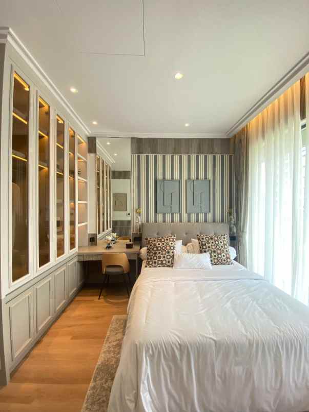 citra lake villa rumah mewah 13 m jakarta barat