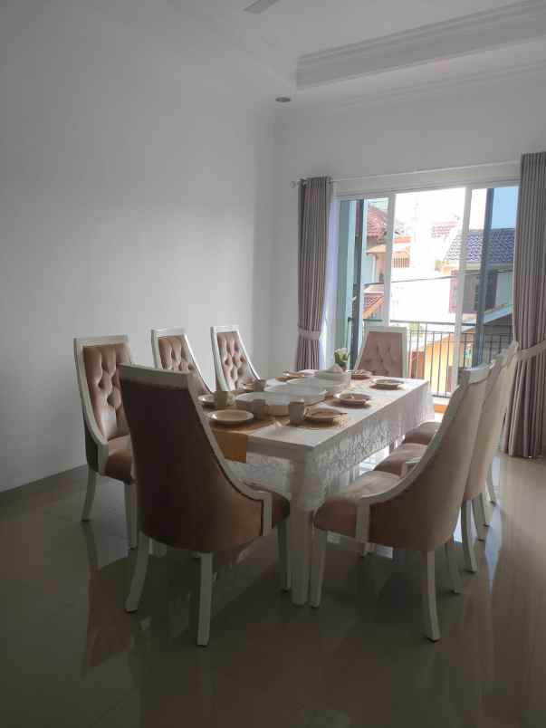 di jualrumah modern tropis