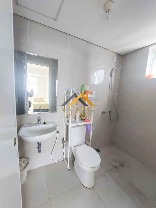 dijual apartemen apartemen podomoro tower