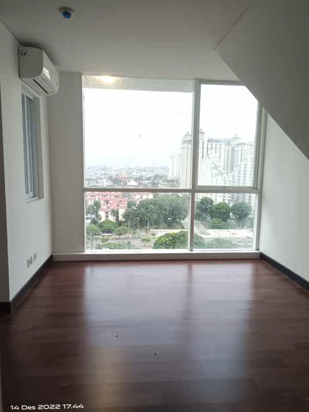 dijual apartemen apt springhill royal