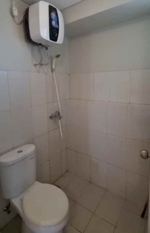 dijual apartemen educity stanford