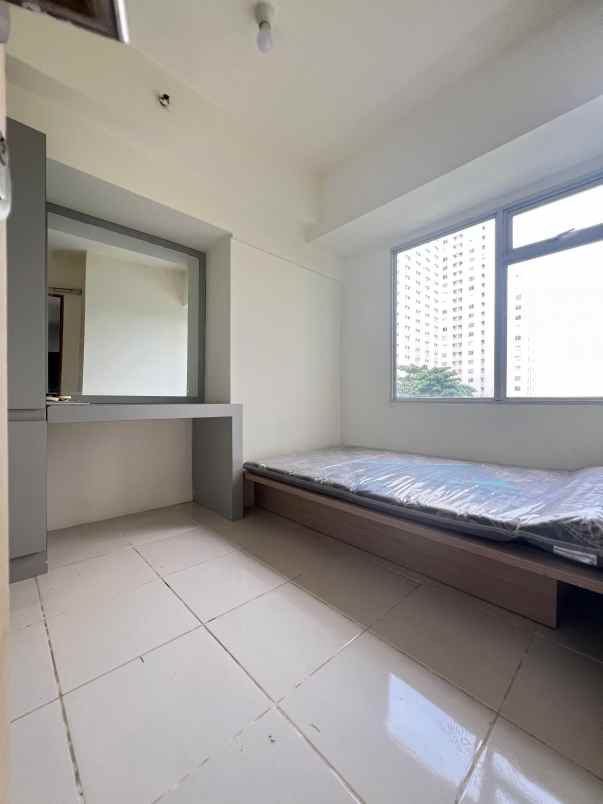 dijual apartemen educity stanford