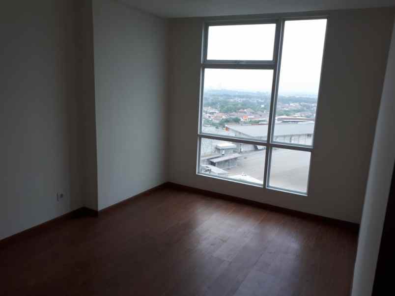 dijual apartemen grand sungkono lagoon