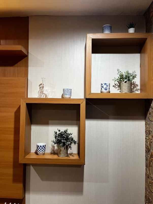 dijual apartemen jalan ahmad yani 176 178 60235