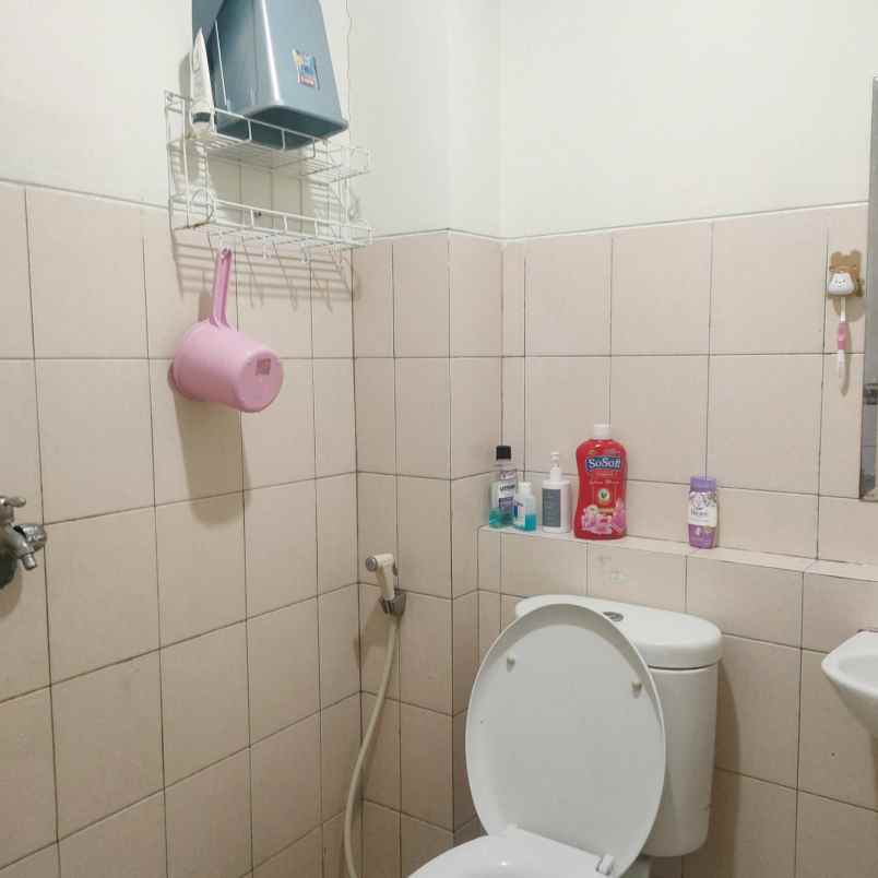 dijual apartemen jl ciledug raya no 99 kel