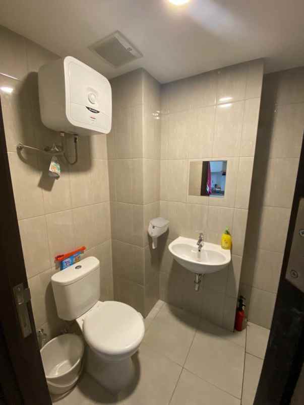 dijual apartemen jl citra 7 no 7 rw 11