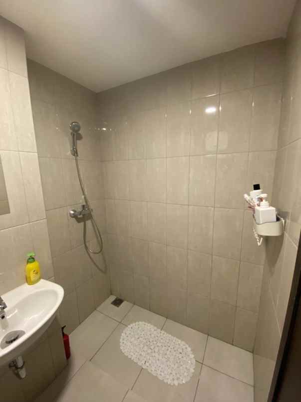 dijual apartemen jl citra 7 no 7 rw 11