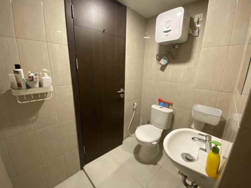 dijual apartemen jl citra 7 no 7 rw 11