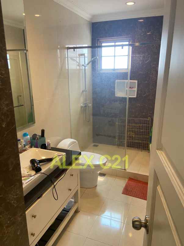 dijual apartemen kedoya selatan