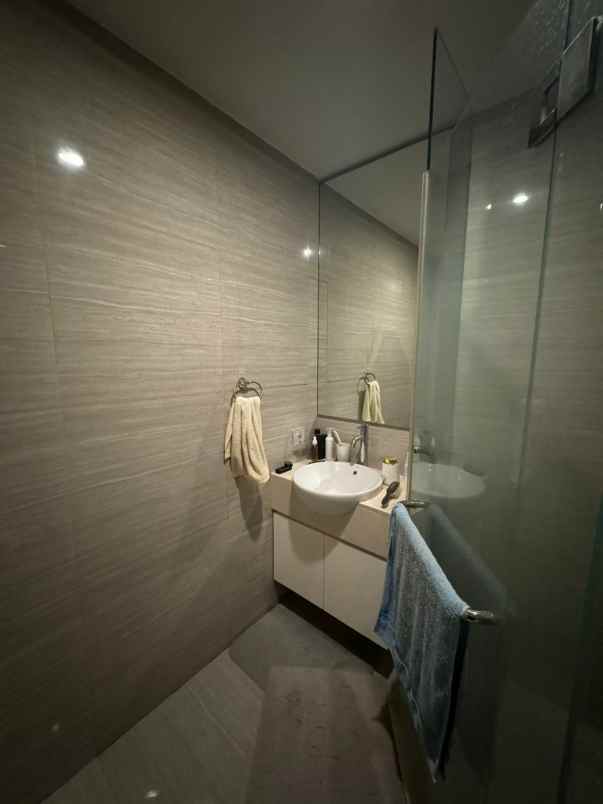 dijual apartemen la riz mansion