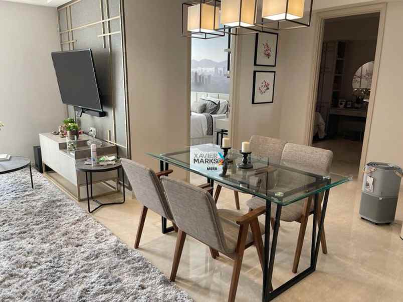 dijual apartemen one tunjungan plaza tengah kota