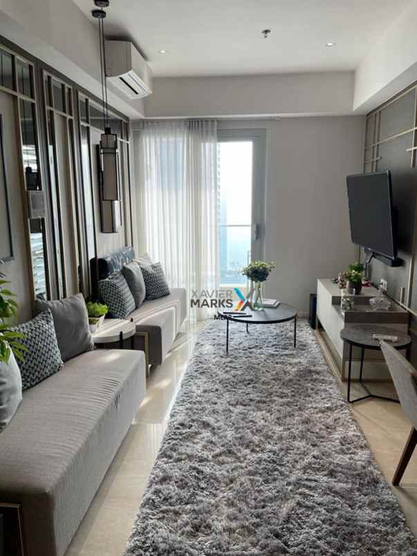 dijual apartemen one tunjungan plaza tengah kota