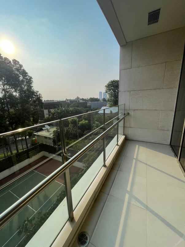 dijual apartemen pakubuwono spring