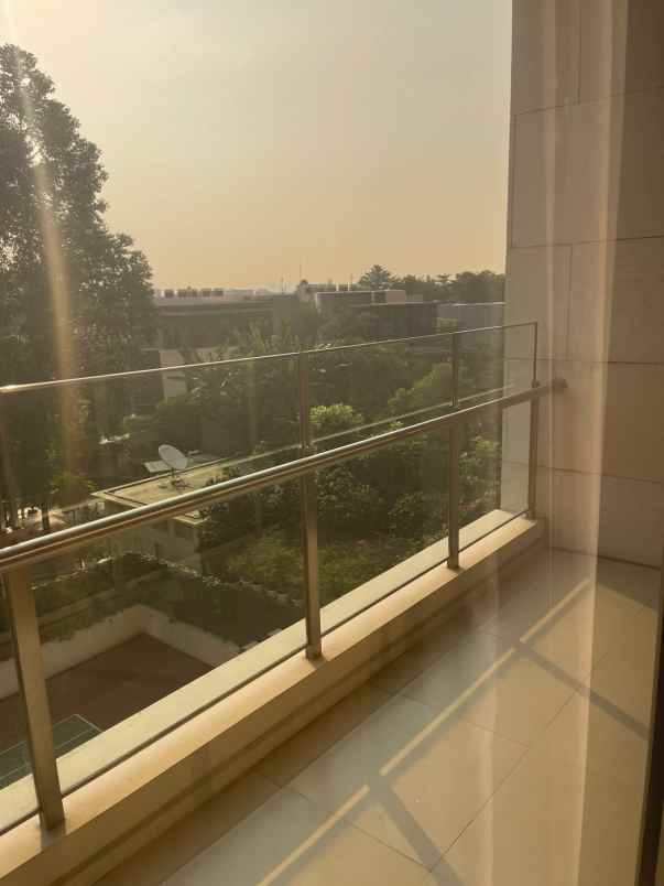 dijual apartemen pakubuwono spring