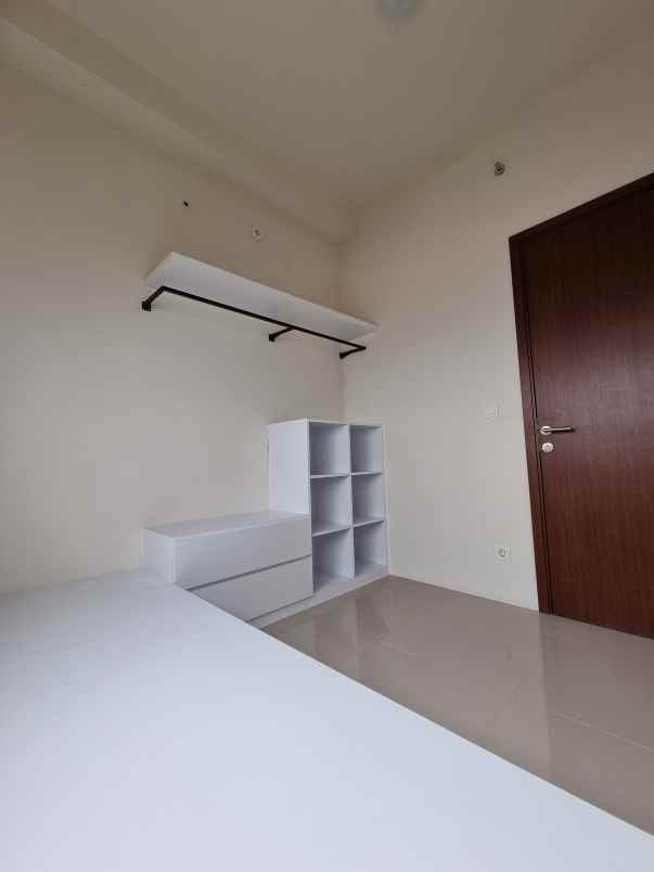 dijual apartemen parkland avenue unit 2609b