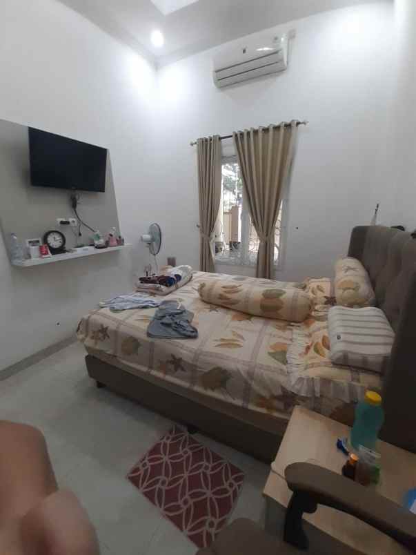 dijual cepat b u full furnished