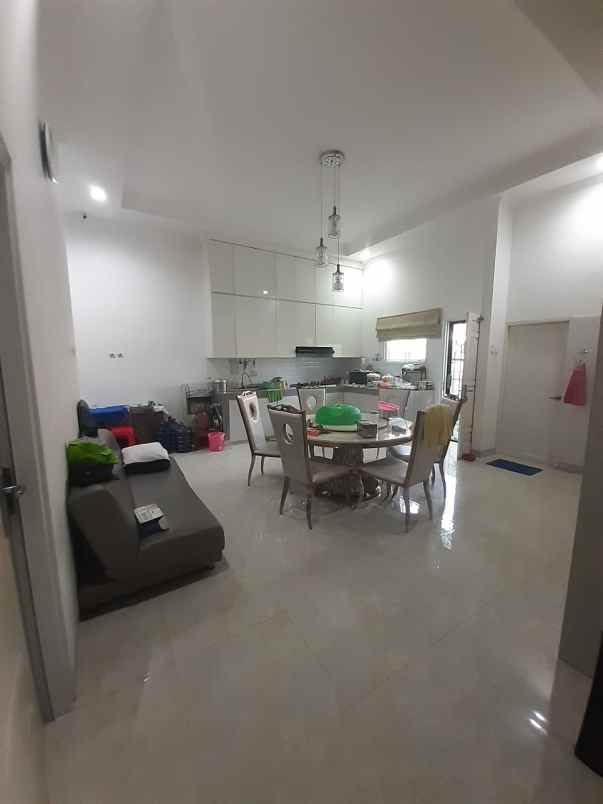 dijual cepat b u full furnished