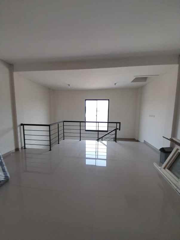 dijual cepat ruko terrace 9 suvarna sutera tangerang